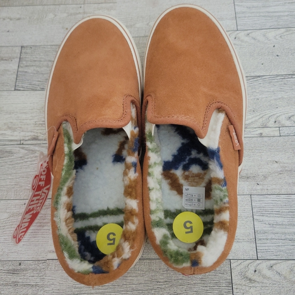 Vans Slip-On Sneakers in Tan with White Sole - Picture 5 of 12